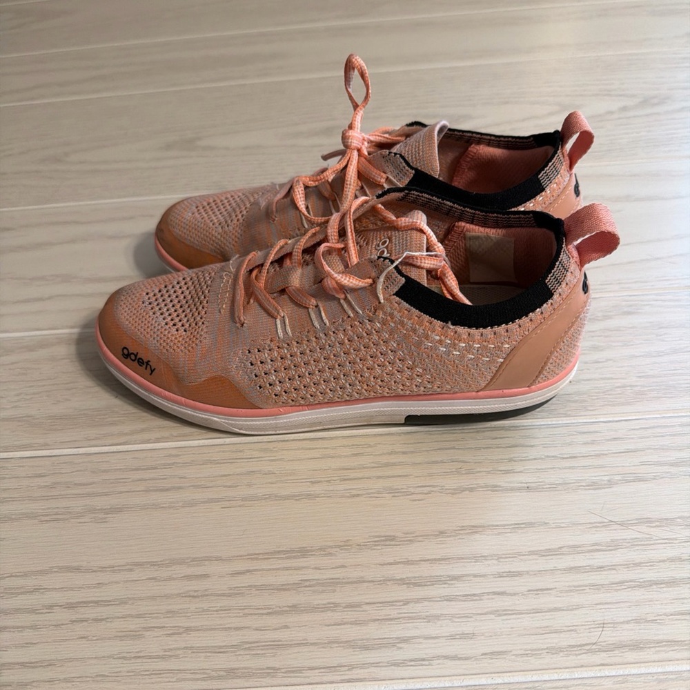 Gdefy By Gravity Defyer Women's PINK Jenni Athletic Shoes SIZE 7.5